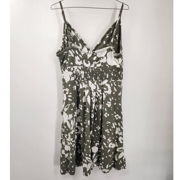 AMERICAN EAGLE Green Spaghetti Strap Mini Dress Womens Size Extra Large XL - Picture 2 of 4